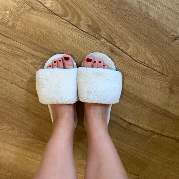 Skims slippers - Picture 1 of 3
